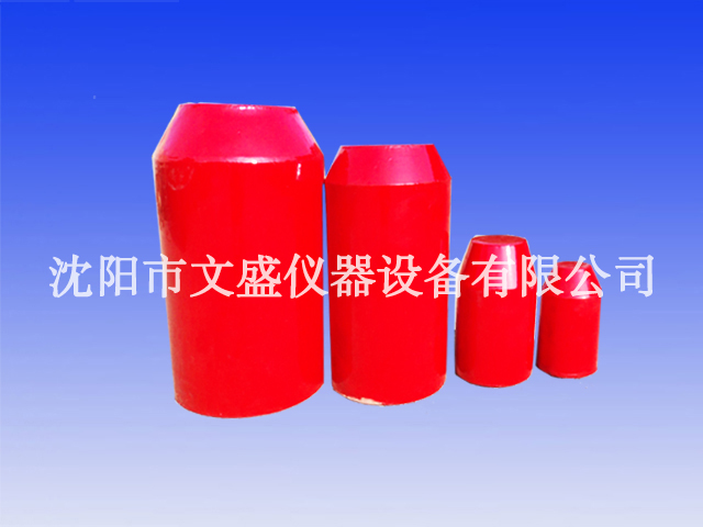 Polyurethane foam cleaning device